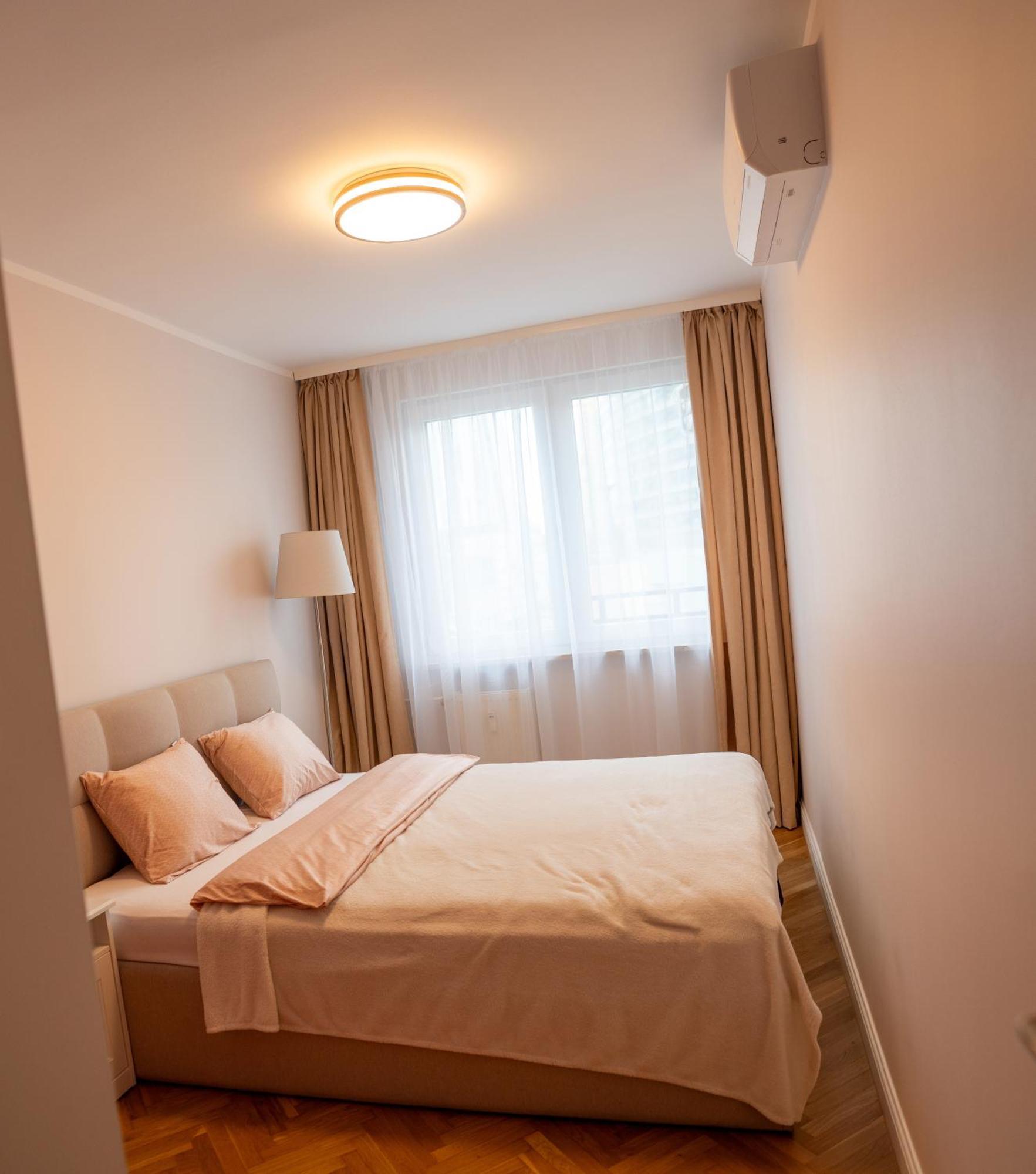Apartament Gold 61 Varşova Dış mekan fotoğraf