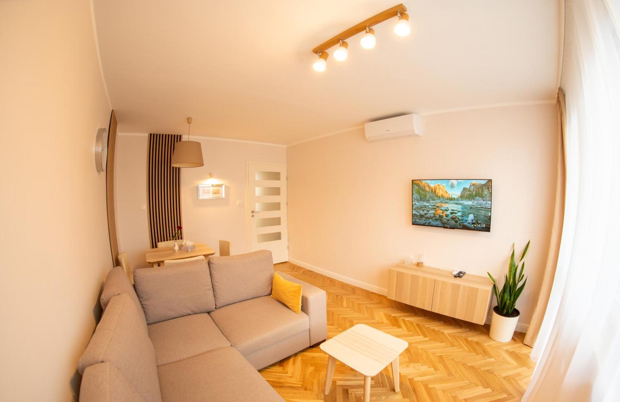 Apartament Gold 61 Varşova Dış mekan fotoğraf